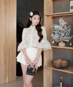 Pass set áo trắng ren + cv ChouChou
