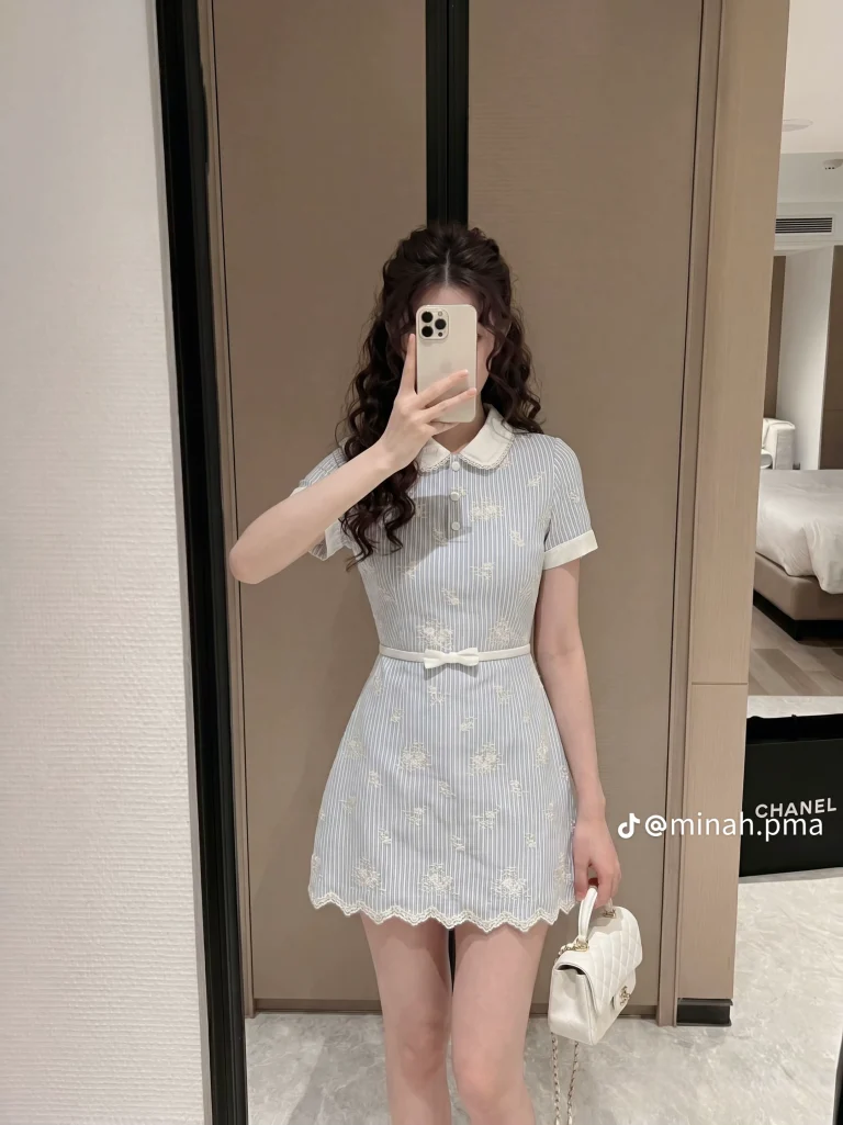 Pass đầm ARA ngắn tiểu thư – newtag nguyên hộp chưa mặc