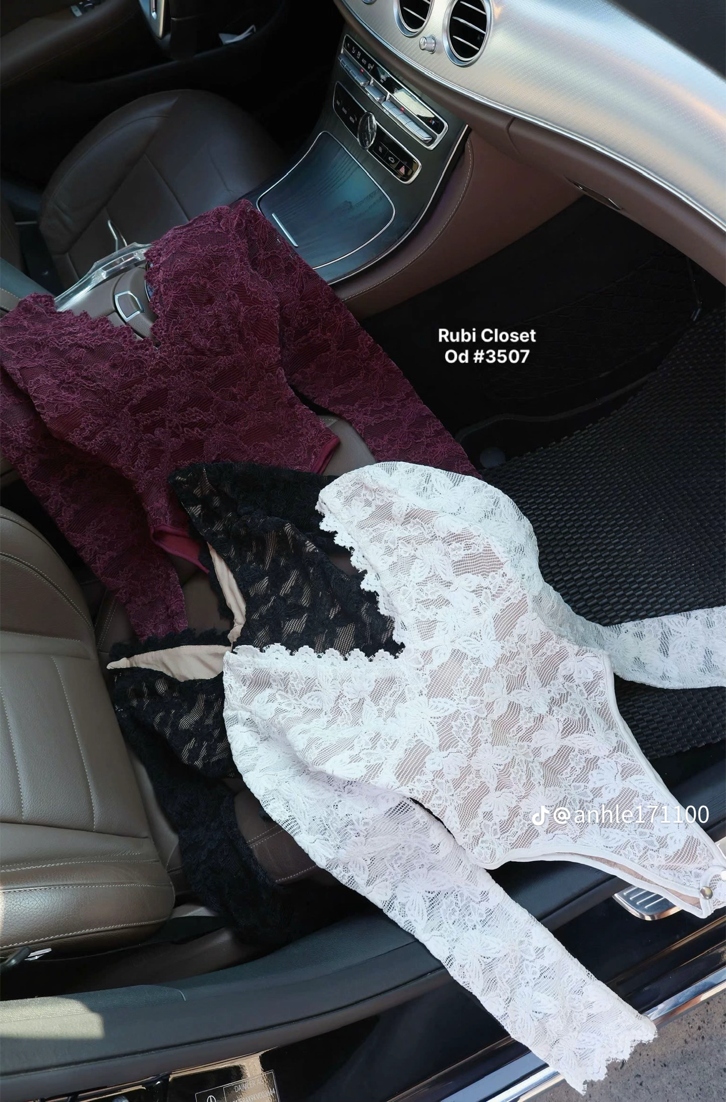 Pass nhanh Áo BodySuit ren đỏ TBB – có ảnh thật