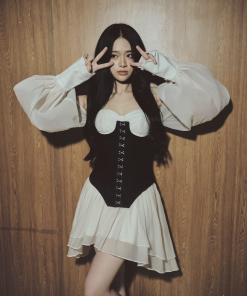 Alternative view of Pass set đầm + áo corset LSOUL size S