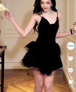 Pass váy Glamdoll đen ngắn