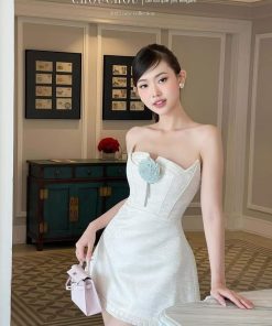 Alternative view of Pass váy cup size S trắng Chou - như new