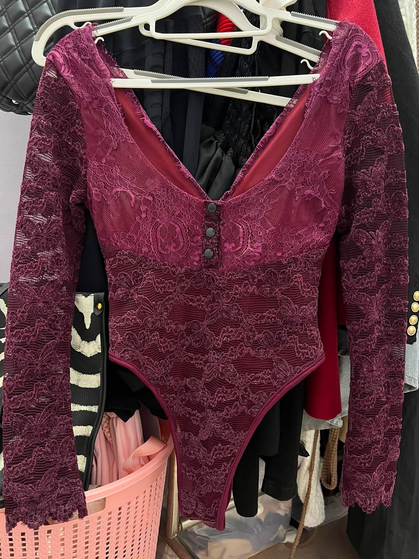 Pass nhanh Áo BodySuit ren đỏ TBB – có ảnh thật - Ảnh 2