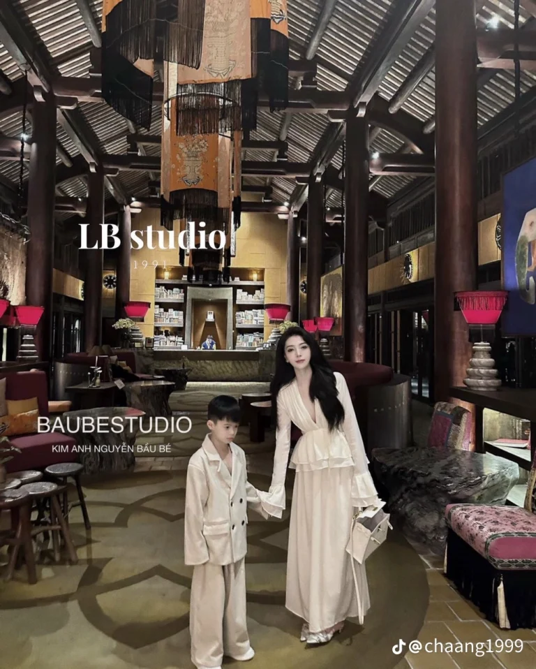 Thanh lý Váy Kim Anh Nguyễn ( Baubestudio)